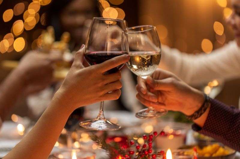 Alcohol and Your Results: Why it Slows Fat Loss and Disrupts Sleep